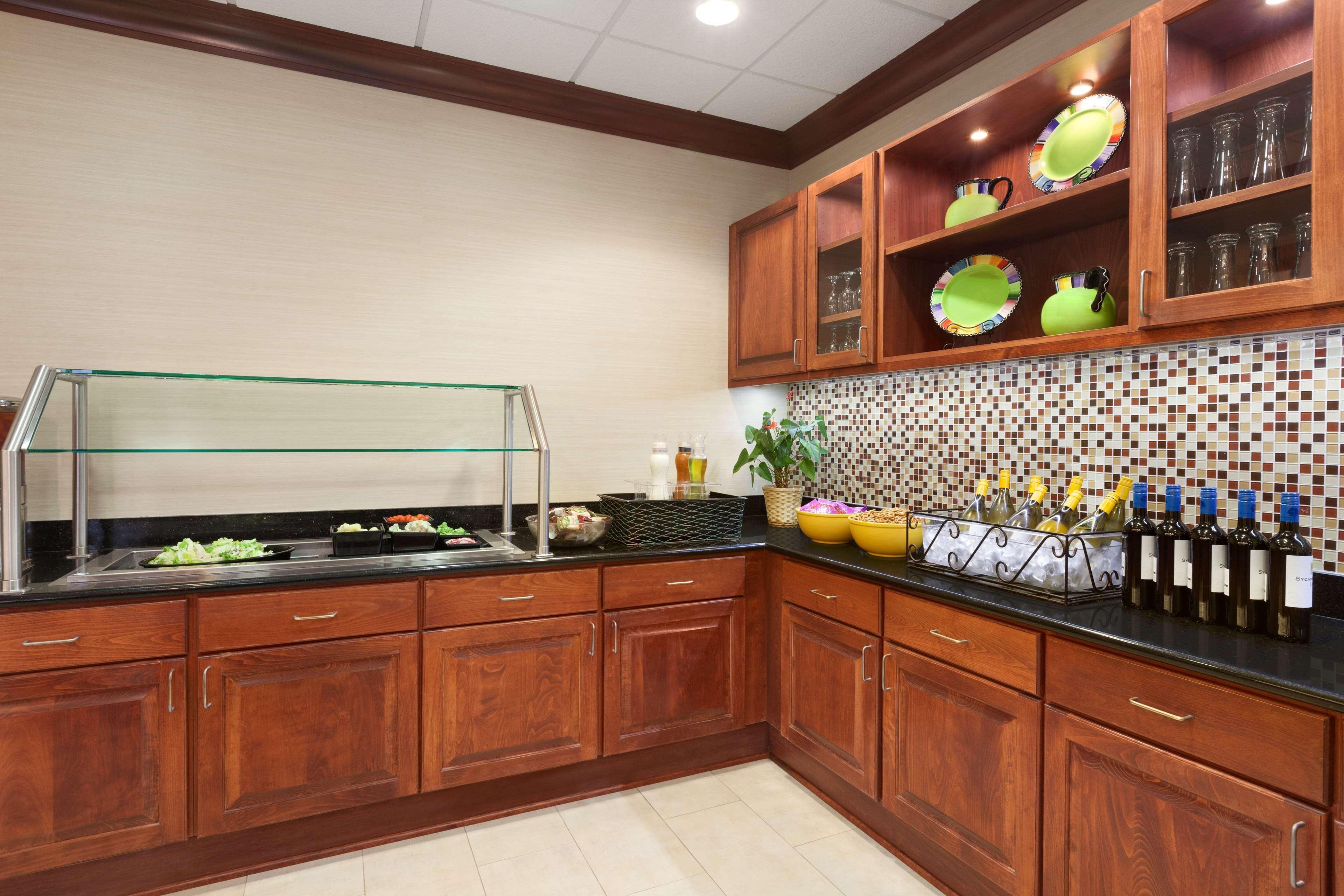 Homewood Suites Medford Extérieur photo