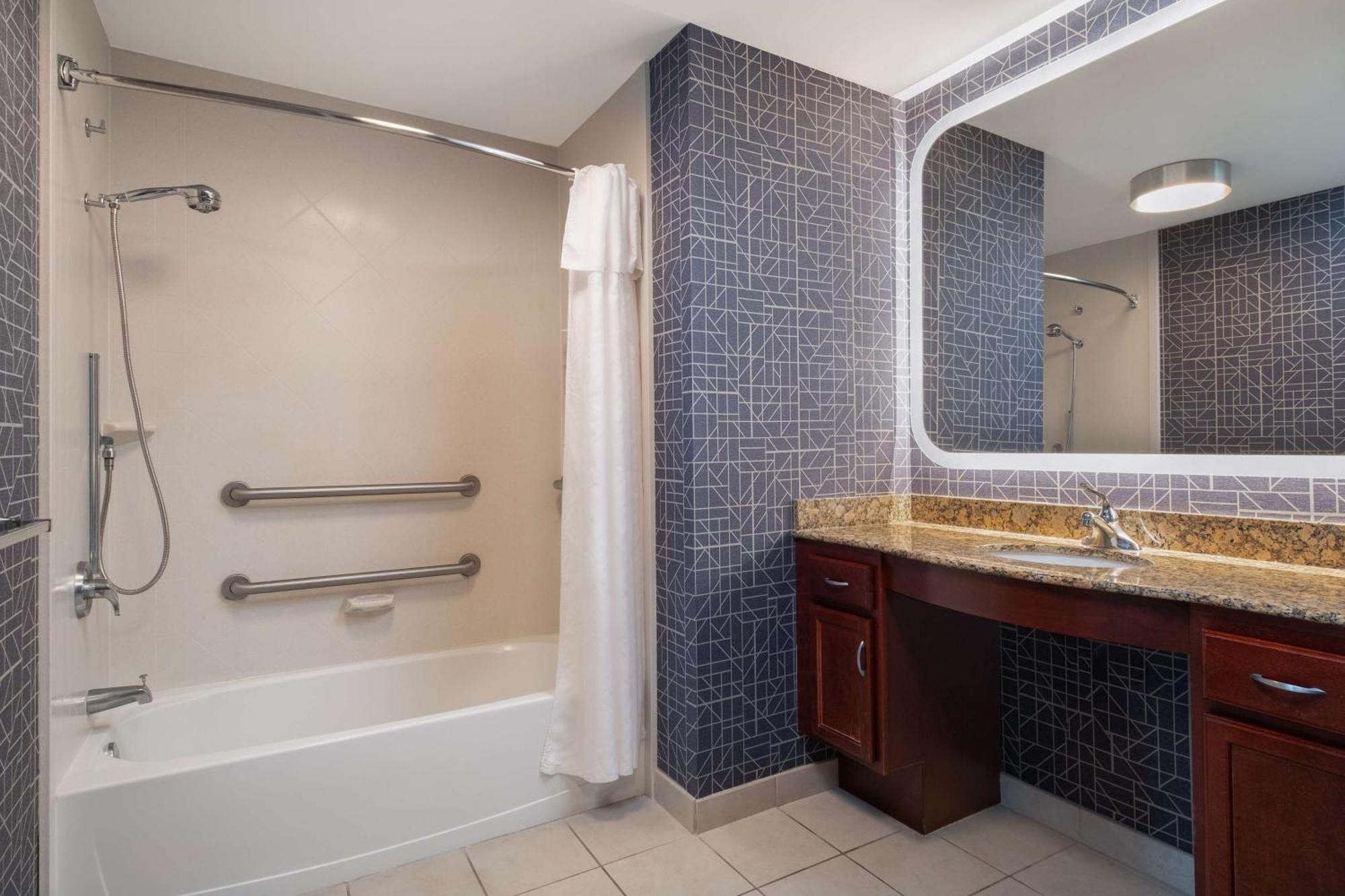 Homewood Suites Medford Extérieur photo