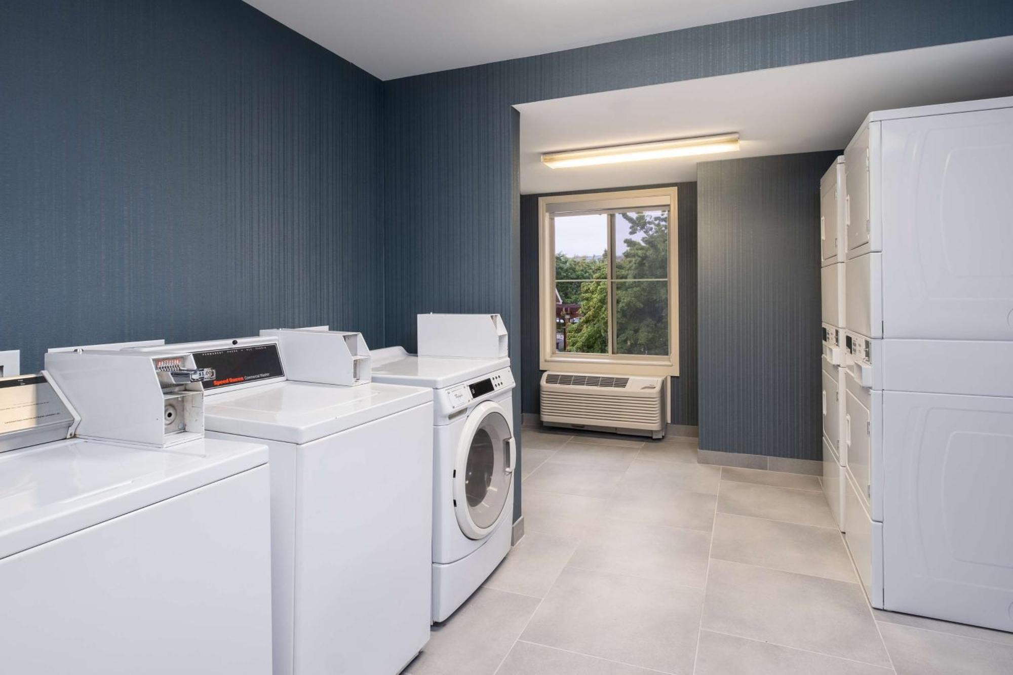Homewood Suites Medford Extérieur photo